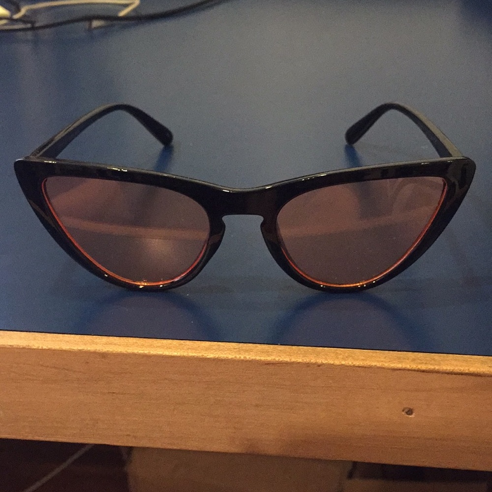 Robin Ruth ‘Montauk’ Peach Sunglasses